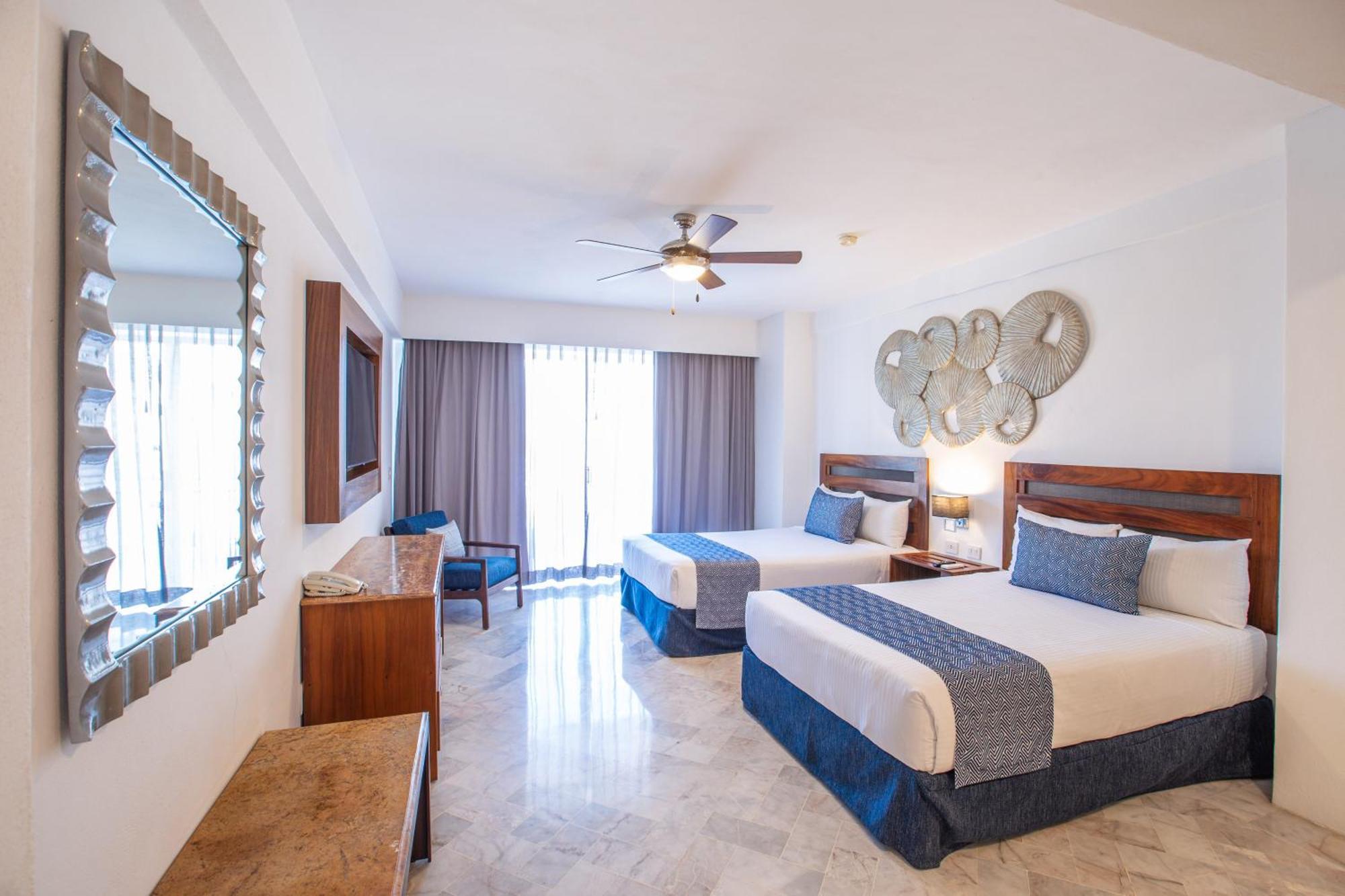 Vamar Vallarta All Inclusive Marina & Beach Resort Пуерто Валярта Екстериор снимка